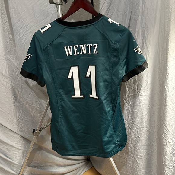 woman’s medium Carson Wentz eagles jersey- size M-super bowl edition - Picture 2 of 5